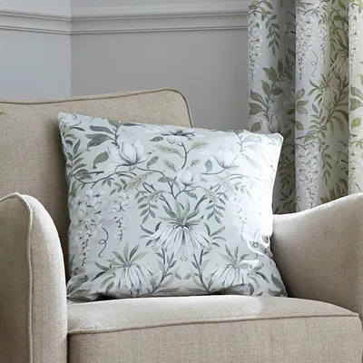 Produktbild von Laura Ashley Zierkissen Parterre Blumen 50x50cm