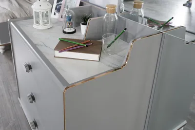Image de Commode avec miroir Commodes en bois Meubles Armoire Chambre Gris Nouveau