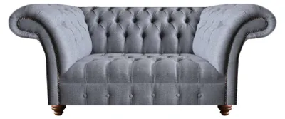 Zdjęcie produktu dla Dwuosobowa sofa Chesterfield w kolorze szarym, tapicerowana tkaniną, do salonu