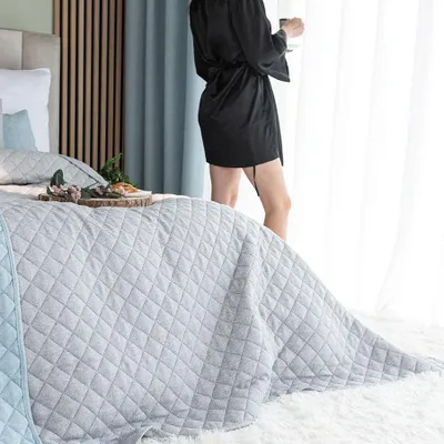 Obrázek produktu pro MARKIZETA MOLLY Dekorační přehoz na postel, rozměr 220x240cm, barva 020 světle šedá 651350/NAP/020/220240/1