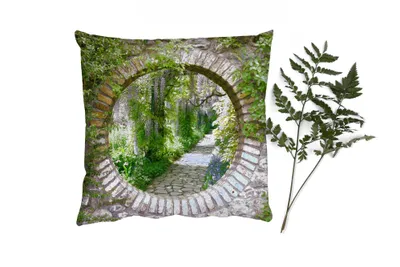 Produktbild von MuchoWow® Zierkissen Sofakissen Wohnzimmer Dekokissen 45x45 cm Wald - Steine - Aussicht - Weg - Schlafpolster - Polster für das Sofa