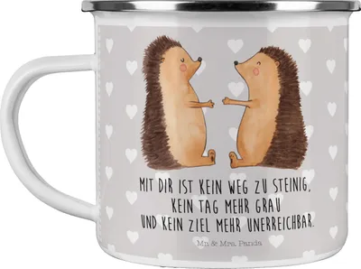 Produktbild von Mr. & Mrs. Panda Emaille Tasse Igel Liebe - Grau Pastell - Geschenk, Campingbecher, Hochzeitstag, Blechtasse, Hochzeit, Pott, Freundin, Teetasse, Becher
