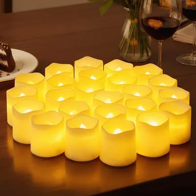 24 LED-Teelichter in Herzform, warmweiß, flammenlos, für Deko