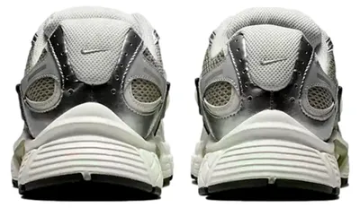 Produktbild von Nike Sportschuhe V5 RNR Sneaker