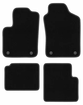 Produktbild von Velours-Fußmatten für Fiat 500 Hybrid 2020- (Schrägheck) – 4-tlg, Schwarz, passgenau – Wielganizator BASIC