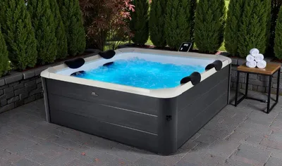Produktbild von MSpa Whirlpool Frame Oslo AERO PLUS 2026 inkl. WiFi / UVC / LED / 8 Hydromassagedüsen / 140 Luftdüsen - 180 cm XXL - Outdoor Indoor Pool - Ganzjährig