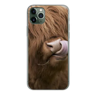 Produktbild von MuchoWow® Handyhülle Schutzhülle Hülle für iPhone 11 Pro Max Schottischer Highlander - Braun - Kuh Silikon Softcase Handy Hülle - Schutz