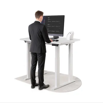 Produktbild von DESKSPACE Höhenverstellbarer Schreibtisch elektrisch mit leisem Dual-Motor – stabiles 4-Bein-Gestell (Weiß Gestell, Weiß Tischplatte, 120×60 cm)