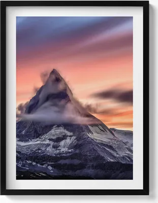 Produktbild von Einsamer Berg bei Sonnenuntergang– Wandbild mit Rahmen – Gerahmtes Bild  – Wanddekoration – 60x80 cm –  Schwarz Rahmen
