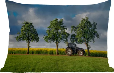 Produktbild von MuchoWow® Outdoor Kissen - Traktor - Baum - Blumen - 50x30 cm - Wetterfest - Lounge Kissen - Sofa kissen - Wohnzimmer Dekoration