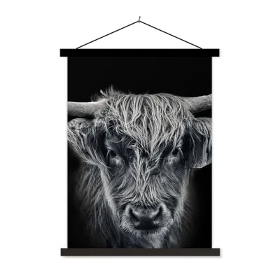 Produktbild von MuchoWow® Textilposter Schottischer Highlander - Schwarz - Kuh - Tiere 60x80 cm mit schwarzem Rahmen - Plakathalter