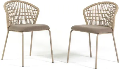 Immagine prodotto di Set di 2 sedie con struttura in metallo color champagne, schienale in corda intrecciata e cuscino di seduta imbottito, design elegante e naturale per cucina, sala da pranzo, ufficio, bar e ristoranti - STACEY