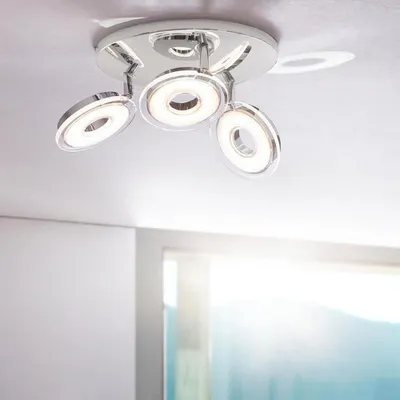 Zdjęcie produktu dla Sempre Tres obrotowy zestaw trzech reflektorów LED chromowanych
