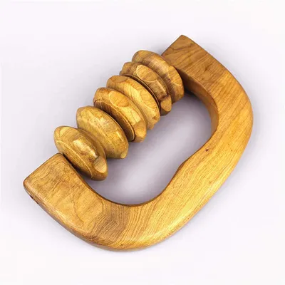 Produktbild von Selbstmassagegerät – Handlicher Holzroller für Rücken und Füße