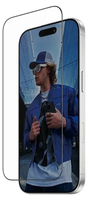 Immagine prodotto di PanzerGlass ® Screen Protector iPhone 17 | iPhone 16 Pro | Ultra-Wide Fit w. FASTFIT IN-A-BOX