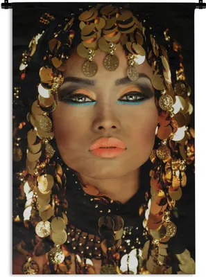 Produktbild von MuchoWow® Wandteppich Wandbehang Frau - Kleopatra - Gold - Schmuck - Make-up - Luxus 60x90 cm Tapisserie Dekoration Wandtuch - Foto-Teppich - Abwaschbar