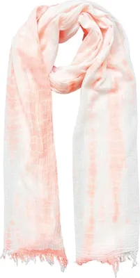 Samaya Breitschal in rosa