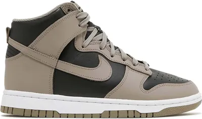 Produktbild von Nike Dunk High Moon Fossil - EU: 37.5