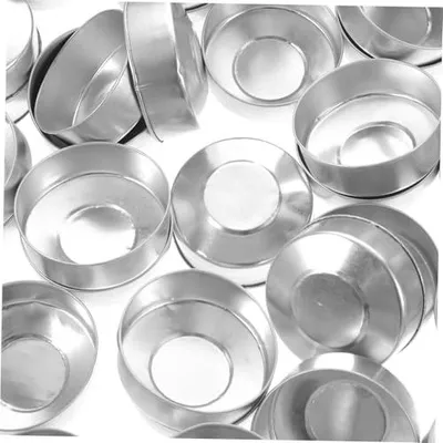 Zdjęcie produktu dla Puste pojemniki na świeczki z aluminium w kolorze srebrnym, przeznaczone do produkcji świec, nadają się również jako świeczniki i podgrzewacze do świec, opakowanie zbiorcze zawierające 500 sztuk