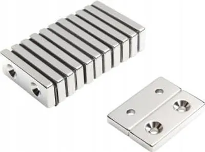 Produktbild von Neodym-Plattenmagnet MPŁ 40x15x5 mit Schraube, 20 Stück im Set