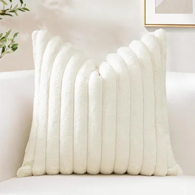 Image de Housse de coussin en peluche, velours, Fourrure artificielle, couleur crème, 40x40 cm, 1 pièce