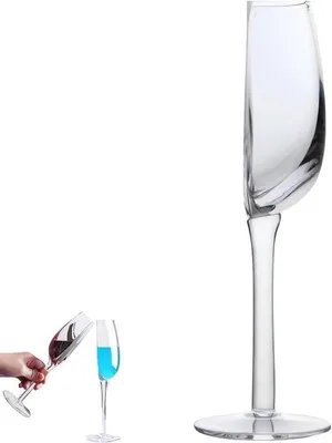 Obrázek produktu pro Sada držáků na láhve vína se 2 sklenicemi na víno v barvě trávově zelené – poloviční sklenice v červené barvě – dlouhá rukojeť (1 ks)