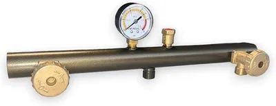 Productafbeelding van Gasregelaar, compleet met flexibele slang, manometer en ventiel.