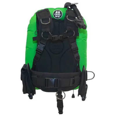 Zdjęcie produktu dla Oms Iq Lite Cb Signature z płetwą Performance Mono Wing, 27 funtów, kolor jaszczurka zielony / czarny, rozmiar M-L