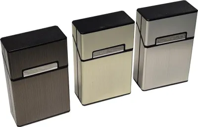 Immagine prodotto di Portasigarette formato standard King Size in metallo