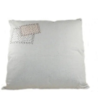 Produktbild von Dekokissen mit aufgenähten Flicken Leinen Kissen