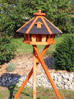 Produktbild von Großes Vogelhaus mit Ständer und Solar schwarz Typ 24