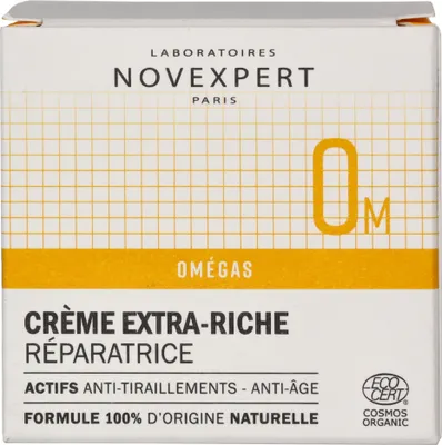 The image shows the front packaging of a cosmetic product.