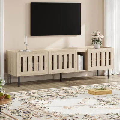 Image de Merax Meuble TV minimaliste avec 3 portes et 4 compartiments de rangement, meuble TV avec design à lattes de bois, adapté aux téléviseurs 65 pouces, MDF,Naturel