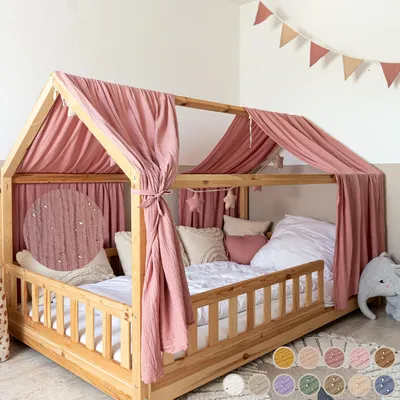Produktbild von Musselin Hausbett Himmel für Kinderzimmer mit Gold Applikation