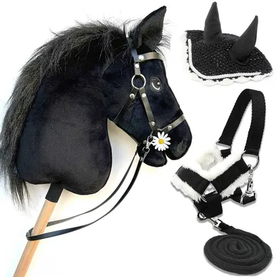 Productafbeelding van Hobby Horse set "Stormy" met zwart halster, teugels, longeerlijn en hoofdstel - Formaat A3