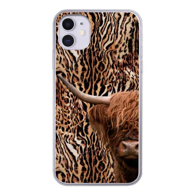 Produktbild von MuchoWow® Handyhülle Schutzhülle Hülle für iPhone 11 Schottischer Highlander - Kuh - Pantherdruck Silikon Softcase Handy Hülle - Handytasche