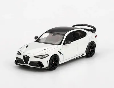 Produktbild von ALFA ROMEO GIULIA GTAM 2021 weiß - BBR 1:64