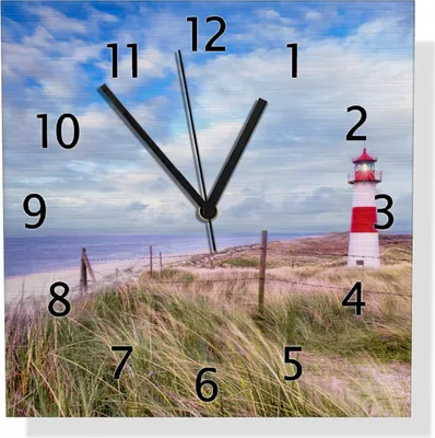 Produktbild von Wallario Design Wanduhr Leuchtturm am Strand von Sylt aus Aluverbund, Größe 30 x 30 cm