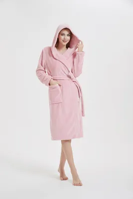Zdjęcie produktu dla Underneath Igły i Nitki Szlafrok Carlo z kapturem 2XL/3XL, pudrowy róż, mikrofibra