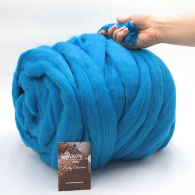 Produktbild von Hobby YARN - Softy Charme – 100% Schurwolle, 1kg, XXL Merino Filzwolle, extra dickes Filzgarn zum Trocken- & Nassfilzen 47423 Open Sky