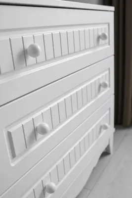 Image de Commode Design moderne Trois tiroirs spacieux Meubles de chambre d'enfant élégants