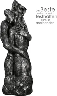 Productafbeelding van Casablanca sculptuur "Embrace", polyurethaan, zilverkleurig, met antiek afwerking. Een omhelzend paar met een tekstplaatje. Hoogte: 49 cm, Breedte: 17,50 cm, Diepte: 16,50 cm. Artikelnummer: 89311