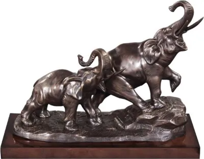 Produktbild von Casa Padrino Bronze Elefanten auf Holzsockel Bronze / Braun 42 x 17 x H. 33 cm - Luxus Deko Bronzefiguren