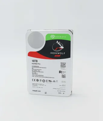 Produktbild von Seagate IronWolf Pro NAS HDD 10TB 3.5' interne Festplatte ST10000NE0008