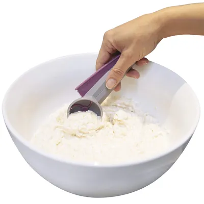Productafbeelding van Zenker Makronenmat Ø 5 cm CANDY, plastic vorm voor macarons, deegverspreider voor macarons, koekjesvormer (kleur: Frozen Rose/Grijs)