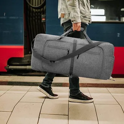 Immagine prodotto di Borsa da viaggio pieghevole Famanu, 65 litri, grigia
