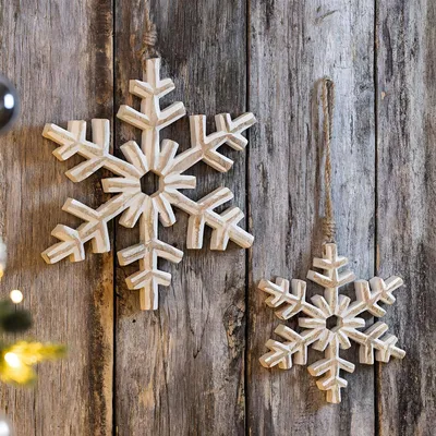 Produktbild von 2x Dekohänger "Schneeflocke" aus Mango Holz, weiß gekalkt, Ø 16 + 22 cm, Weihnachtsbaumschmuck, Weihnachtsdeko