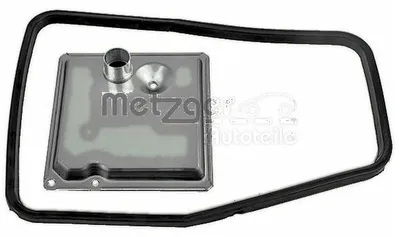 Produktbild von METZGER 8020047 Hydraulikfiltersatz AT Automatikgetriebe für BMW 5 Limousine (E34)