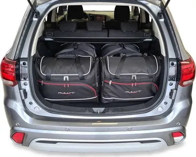 Obrázek produktu pro J&J Automotive | Sada 4ks cestovních tašek AERO pro MITSUBISHI OUTLANDER PHEV 2014+