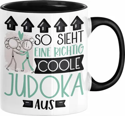 Produktbild von Judoka Geschenk Tasse Geschenkidee für Judoka Geburtstag Weihnachten Spruch So Sieht Eine Richtig Coole Judoka Aus Kaffee-Becher (Schwarz)